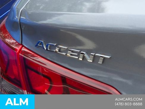 Used 2018 Hyundai Accent SEL FWD image 4