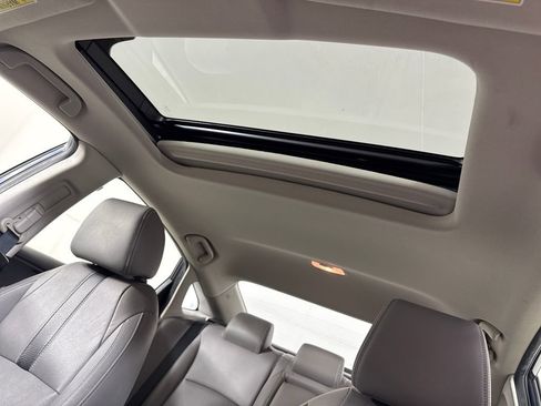 Used 2018 Honda Civic Touring image 20