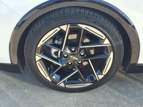 Used 2025 Kia K4 GT-Line w/ GT-Line Premium Package FWD image 24
