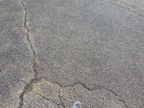 Used 2025 Ford Mustang Premium image 11