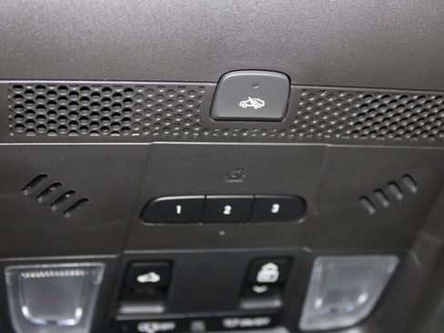 New 2025 Cadillac XT6 Premium Luxury image 22