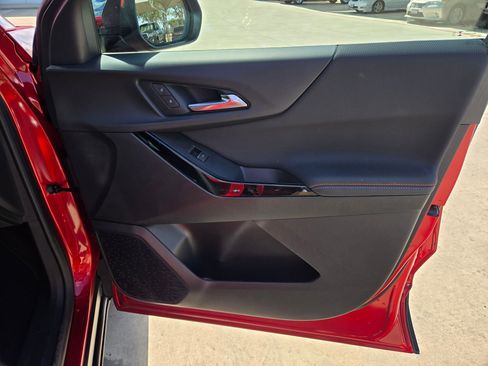 Used 2025 Chevrolet Equinox RS w/ Safety and Technology Package image 29