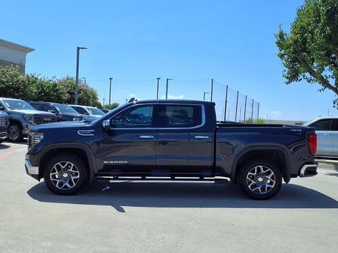 Used 2022 GMC Sierra 1500 SLT w/ SLT Convenience Package AWD/4WD image 26