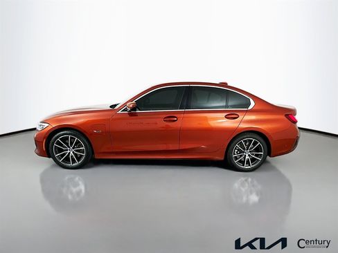 Used 2022 BMW 330e w/ Driving Assistance Package RWD image 8