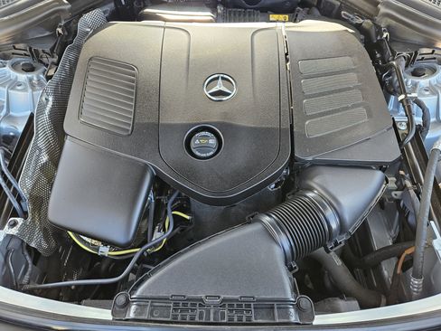 Certified 2025 Mercedes-Benz GLC 300 4MATIC image 30