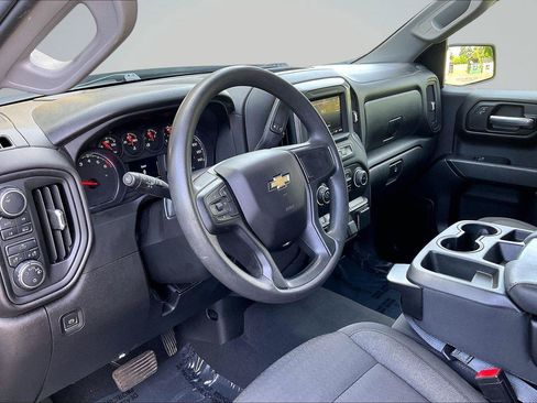 Used 2023 Chevrolet Silverado 1500 Custom AWD/4WD image 15