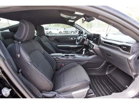 Certified 2024 Ford Mustang Coupe image 21