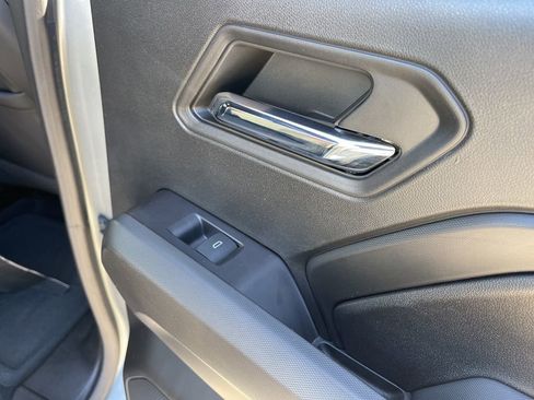 Used 2024 Chevrolet Colorado Z71 w/ Z71 Convenience Package 2 image 36