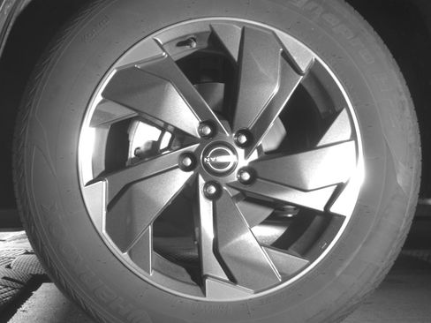 Used 2025 Nissan Rogue SV AWD/4WD image 12