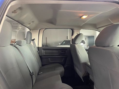 Used 2015 RAM 1500 Express image 26