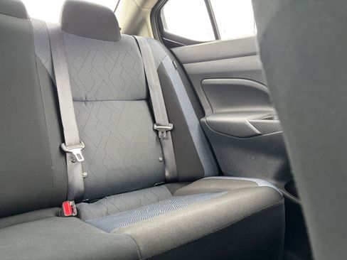 Used 2025 Nissan Versa SV FWD image 35