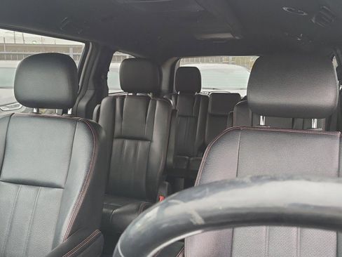 Used 2018 Dodge Grand Caravan GT image 14
