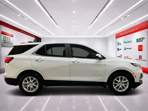 Used 2023 Chevrolet Equinox LT image 9