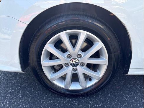 Used 2017 Volkswagen Jetta S image 21