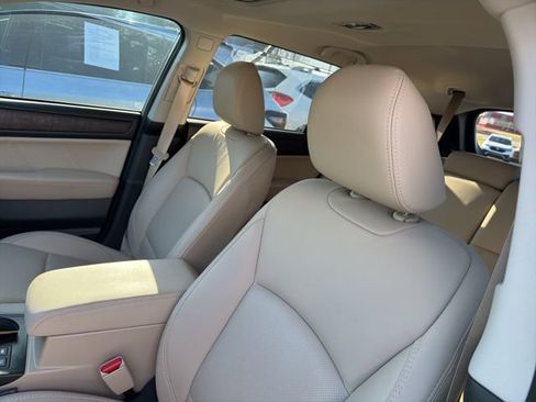 Used 2019 Subaru Outback 2.5i Limited image 15