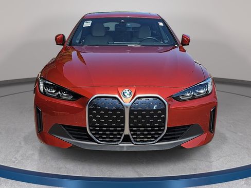 Used 2023 BMW i4 eDrive35 w/ Premium Package RWD image 2