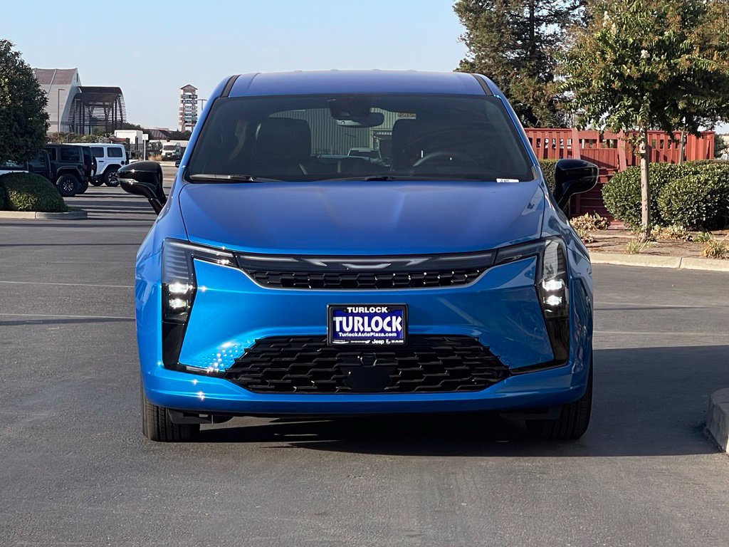 New 2027 Chrysler Pacifica Select FWD image 2