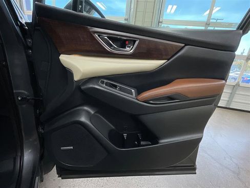 Used 2019 Subaru Ascent Touring AWD/4WD image 31
