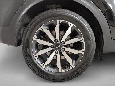 Used 2017 Kia Sportage EX image 24