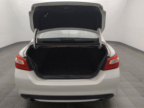 Used 2016 Nissan Altima 2.5 S w/ Power Driver Seat Package FWD image 29