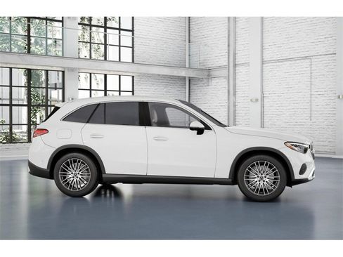 New 2026 Mercedes-Benz GLC 300 4MATIC image 15