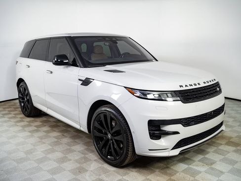 Used 2023 Land Rover Range Rover Sport SE Dynamic image 25
