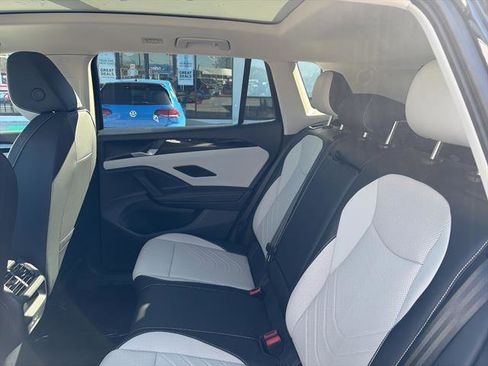 New 2026 Volkswagen Tiguan SE image 13