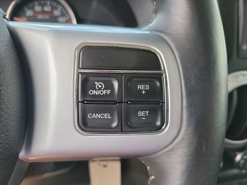 Used 2014 Jeep Wrangler Unlimited Rubicon AWD/4WD image 25