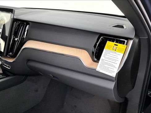 New 2026 Volvo XC60 B5 Plus w/ Protection Package Premier AWD/4WD image 7
