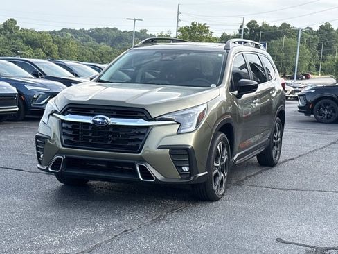 Used 2024 Subaru Ascent Touring AWD/4WD image 16