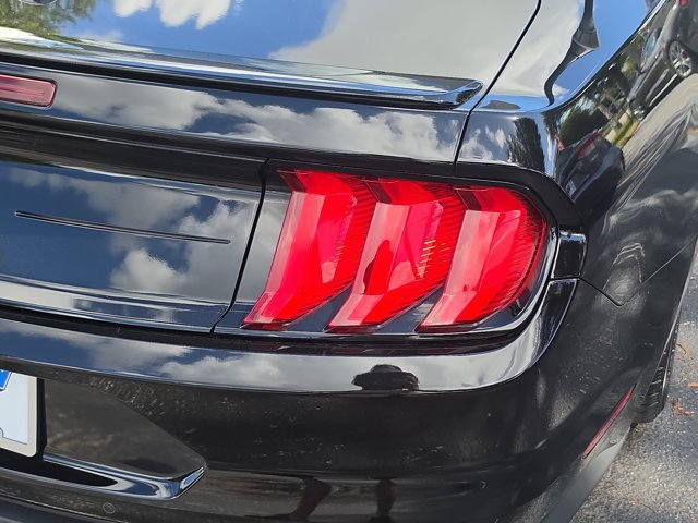 Used 2022 Ford Mustang GT Premium RWD image 7