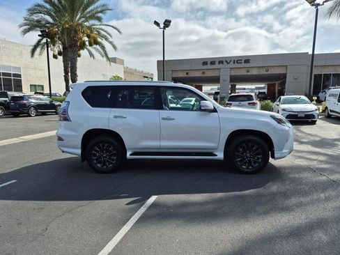 Used 2022 Lexus GX 460 Premium w/ Premium Package AWD/4WD image 4