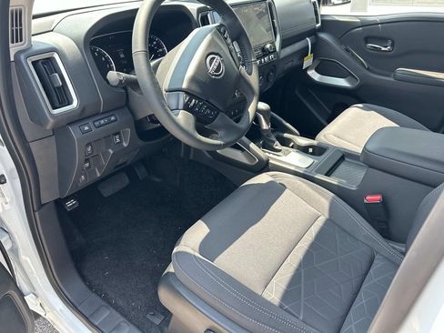 New 2026 Nissan Frontier SV w/ SV Convenience Package RWD image 14