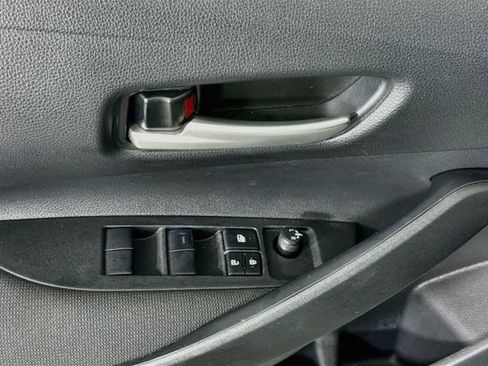 Certified 2026 Toyota Corolla SE w/ Carpet Mat Package (TMS) FWD image 19