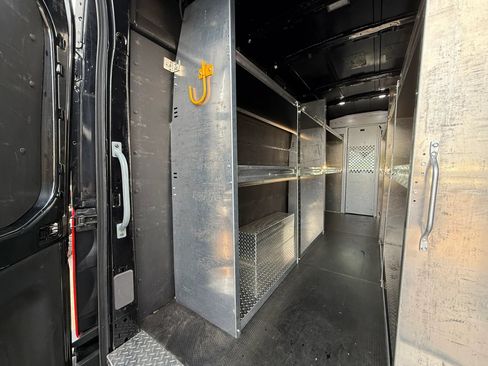 Used 2022 Ford Transit 250 148 High Roof Extended w/ Load Area Protection Package RWD image 18