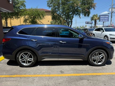 Used 2017 Hyundai Santa Fe Limited FWD image 5