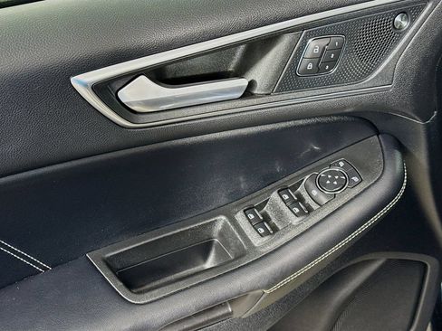 Used 2022 Ford Edge ST w/ Equipment Group 401A AWD/4WD image 18