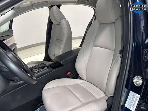 Used 2025 MAZDA MAZDA3 s image 13