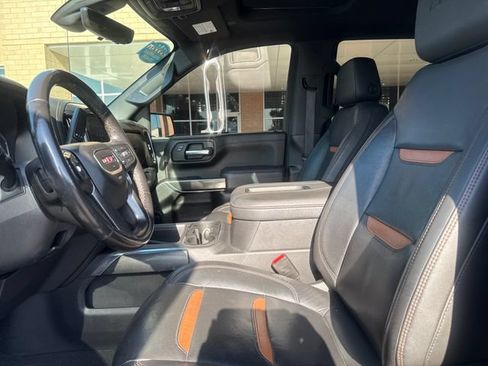Used 2021 GMC Sierra 1500 AT4 w/ AT4 Value Package AWD/4WD image 8
