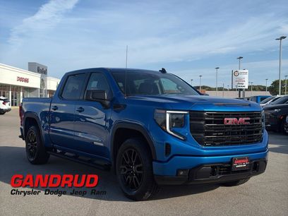 Used 2023 GMC Sierra 1500 Elevation