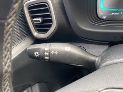 New 2026 Hyundai Venue SEL image 17