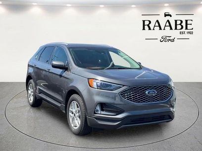 Used 2024 Ford Edge SEL w/ Convenience Package
