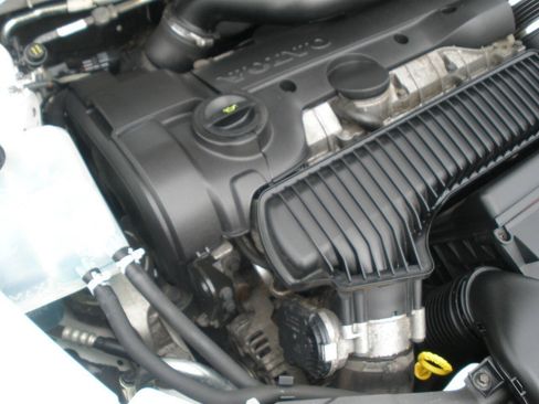 Used 2011 Volvo C70 T5 w/ Convenience Pkg FWD image 18