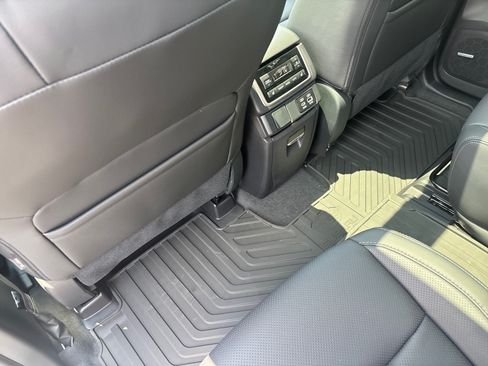 New 2026 Subaru Ascent Limited AWD/4WD image 35