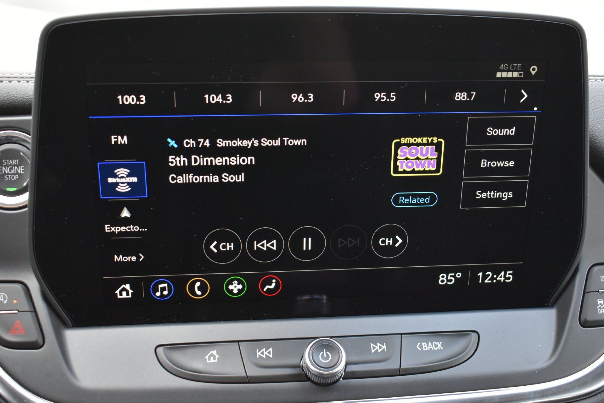 Used 2024 Chevrolet Blazer LT w/ Convenience Package FWD image 28