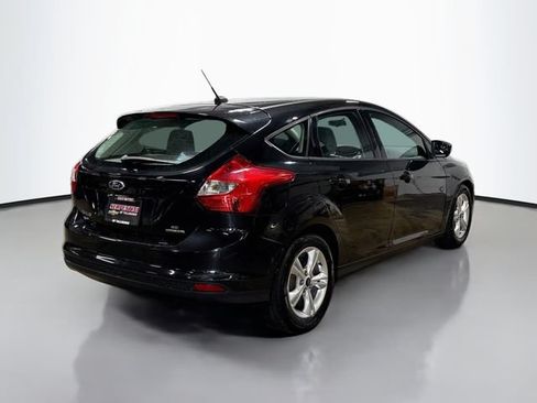 Used 2014 Ford Focus SE FWD image 6