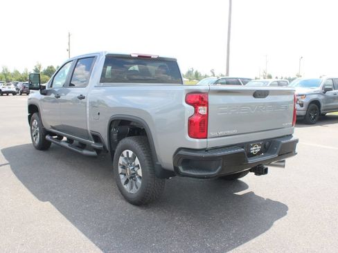 New 2026 Chevrolet Silverado 2500 Custom w/ Custom Value Package AWD/4WD image 7