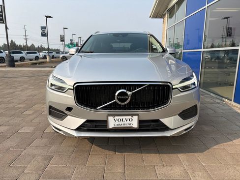 Used 2020 Volvo XC60 T6 Momentum AWD/4WD image 3