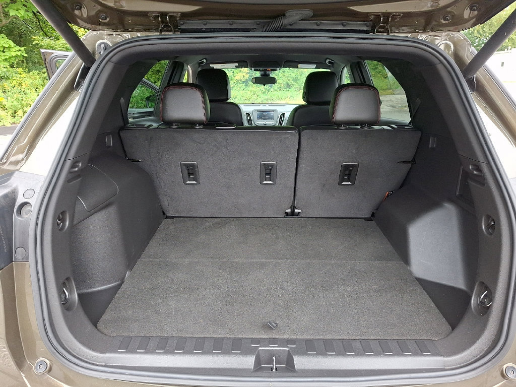 Used 2023 Chevrolet Equinox RS AWD/4WD image 33