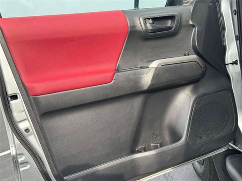 Certified 2022 Toyota Tacoma SR5 image 16